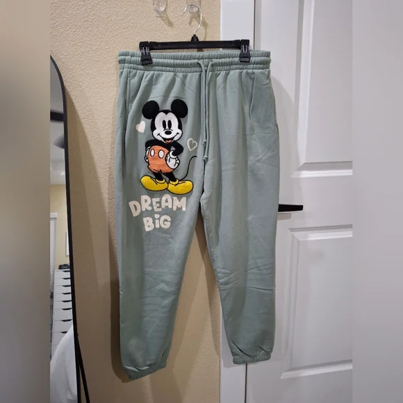 Disney Mickey Mouse Green Set - Picture 7 of 12